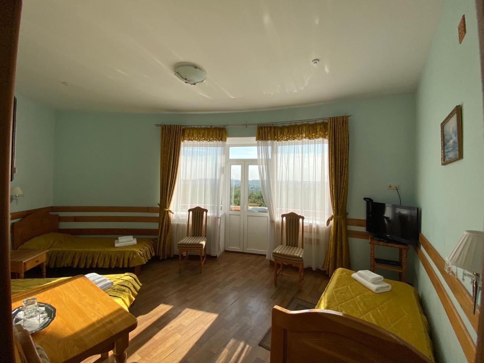 Tisa Hotel Petropavlovskaya Borshchagovka Luaran gambar