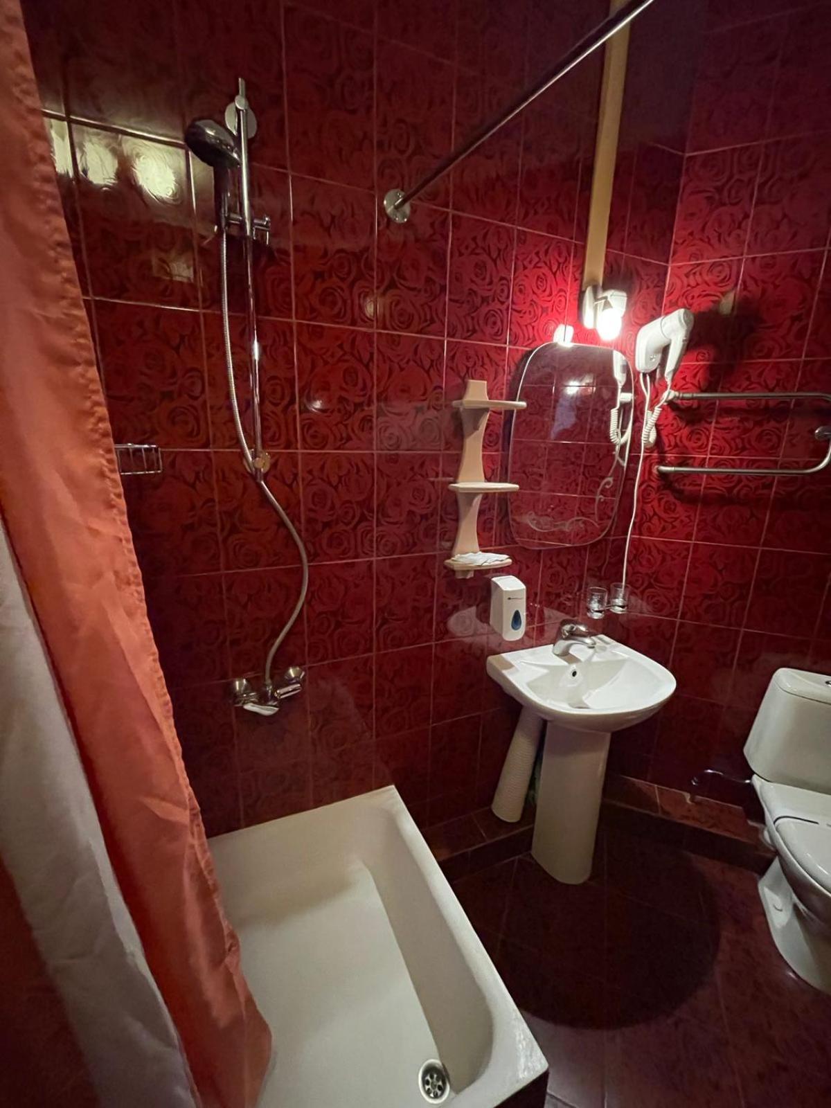 Tisa Hotel Petropavlovskaya Borshchagovka Luaran gambar
